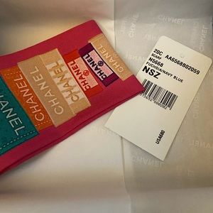 BNIB Beautiful Chanel Twilly Scarf